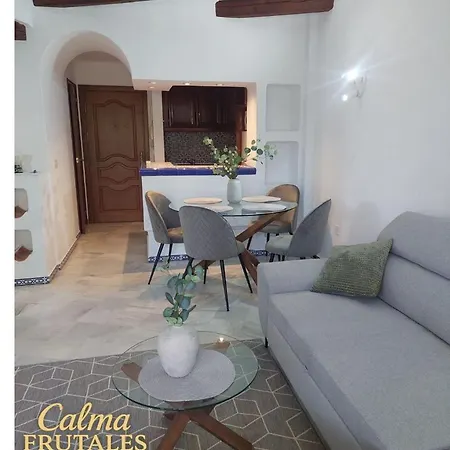 Calma Frutales Apartment